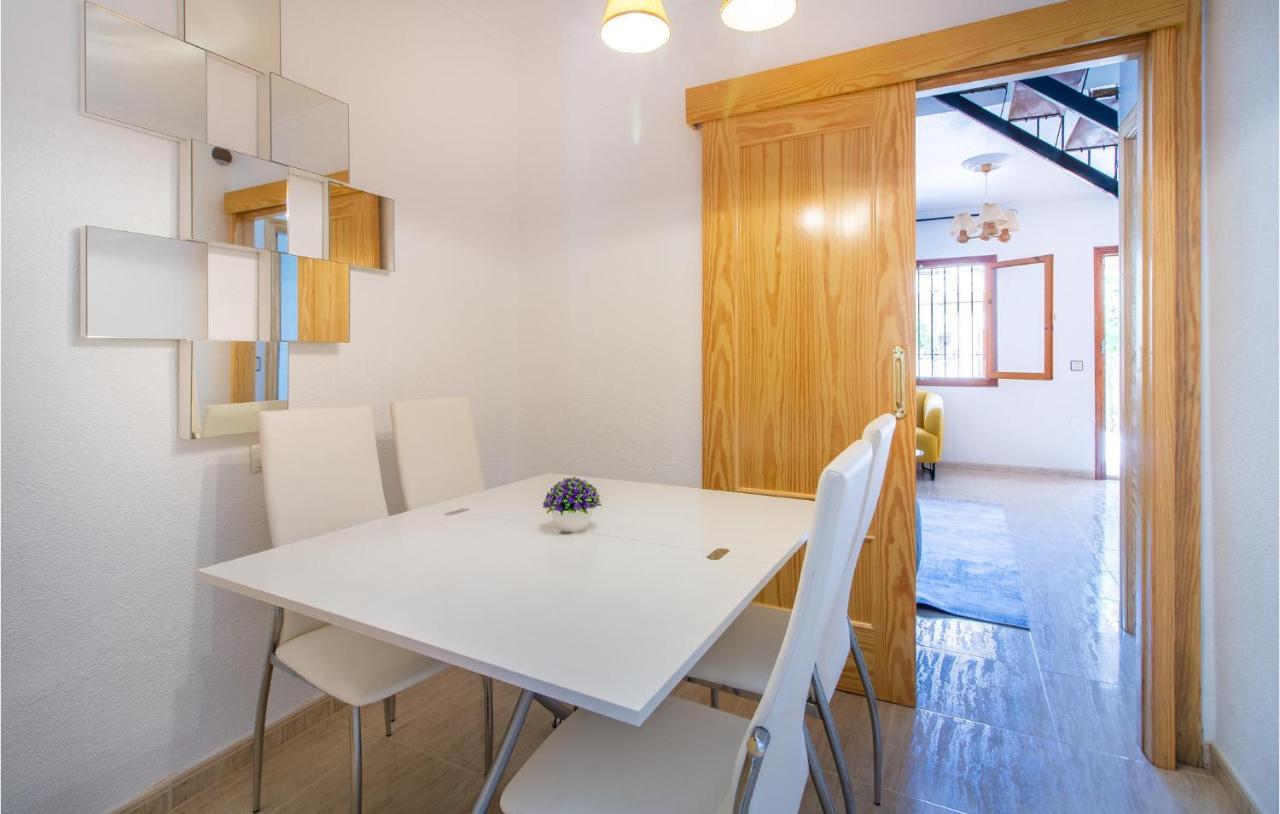 Stunning Home In Los Alcazares With Kitchen 외부 사진